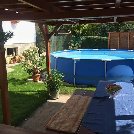 Venyige Villa *